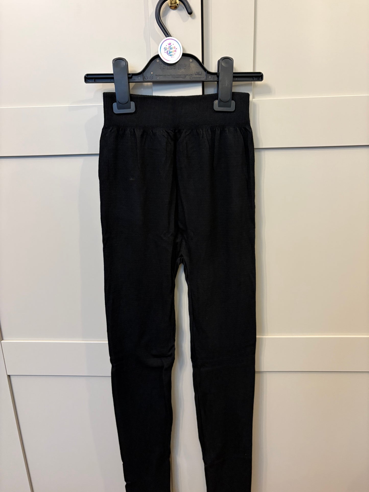 Basic Black Smooth Leggings