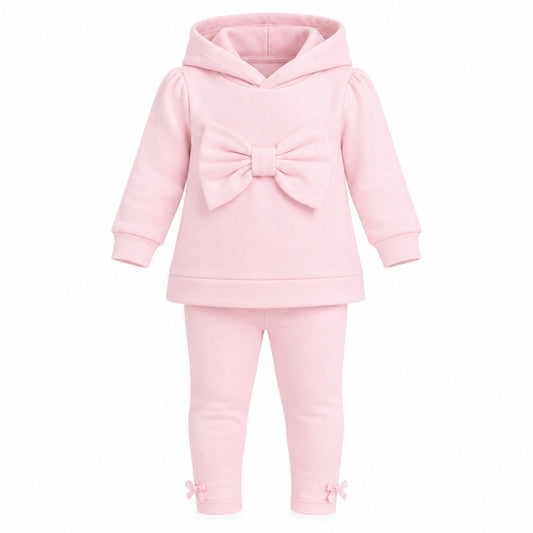 A little bow, a lot of gorgeous! 🎀
